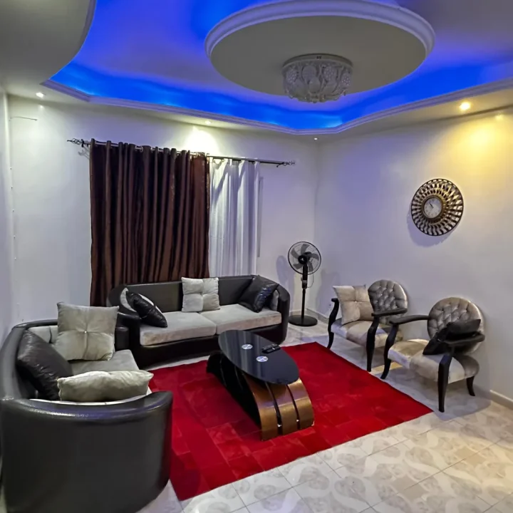 Appartement VIP liberté 6 sur les 2 voies derrière Idéal gym
